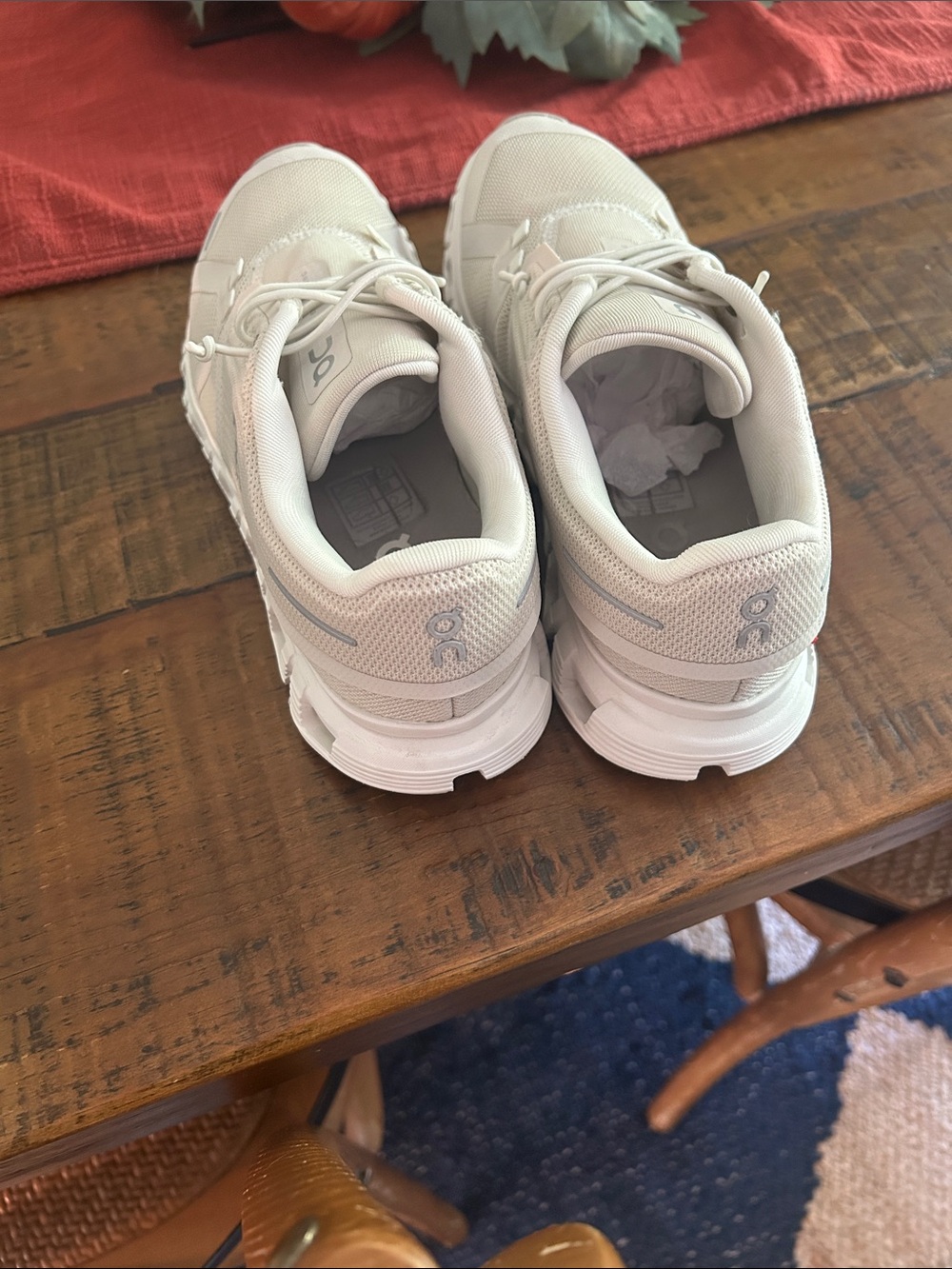 On Running Neutral Cream/White Lightweight Sneakers